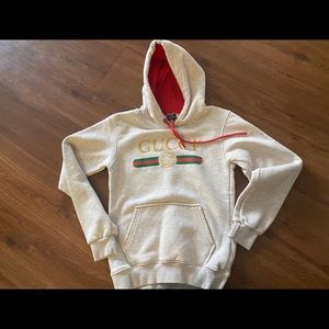 Gucci sweater